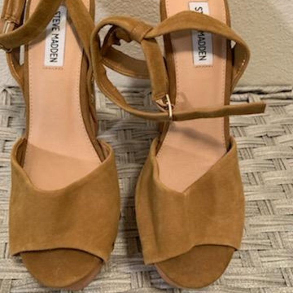 Steve Madden Platform Sandals